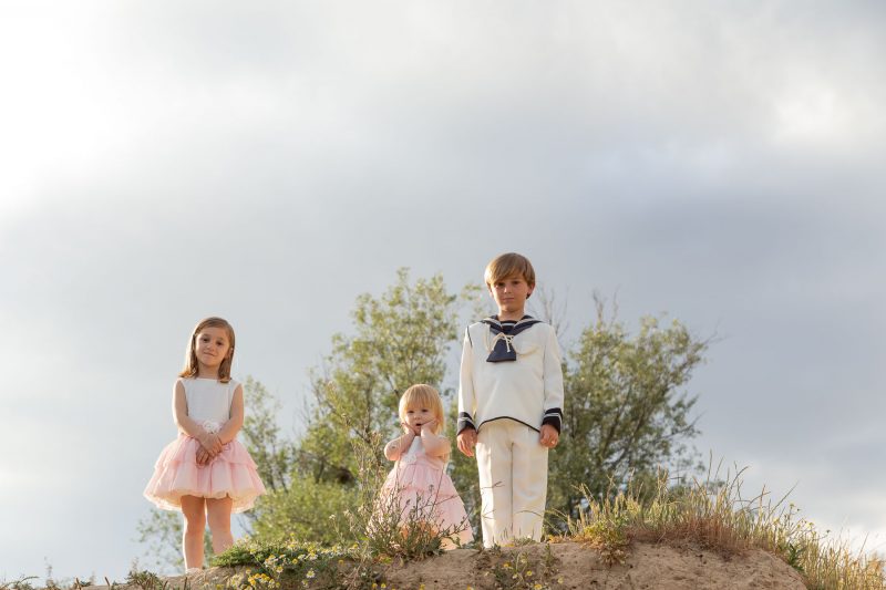 Sesión de fotos de comunión en exteriores.