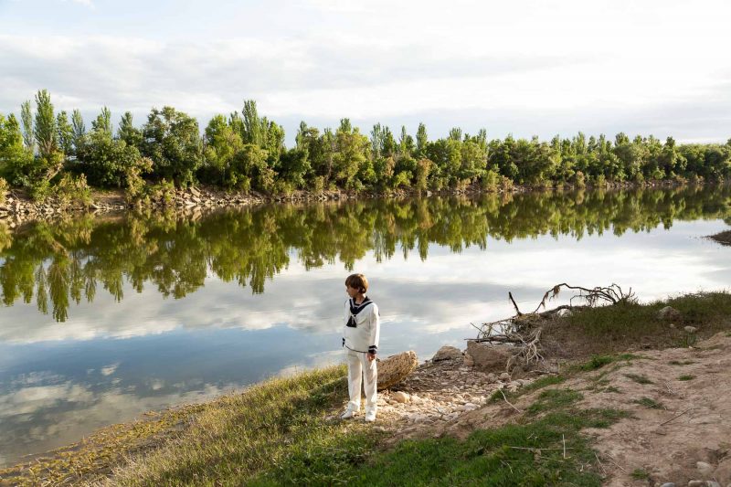 Sesión de fotos de comunión en exteriores.