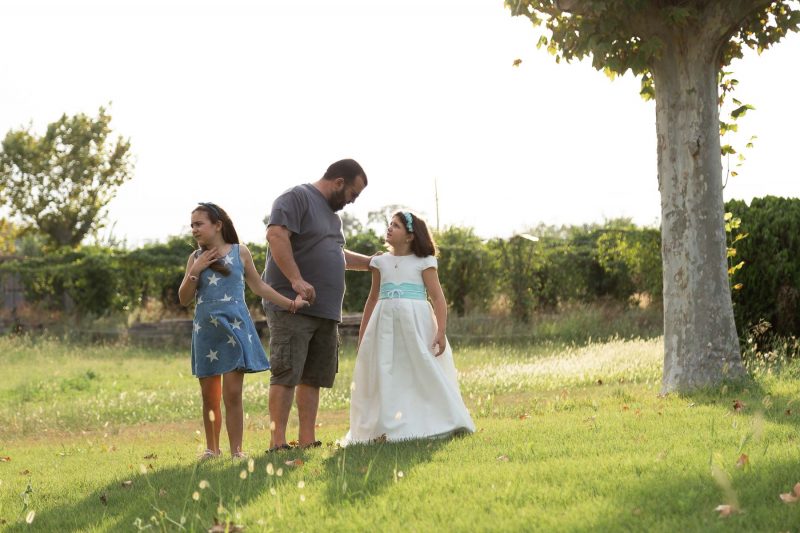 Sesión de fotos de comunión en exteriores.