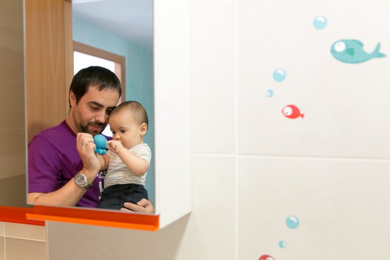 Reportaje documental de familia en domicilio.