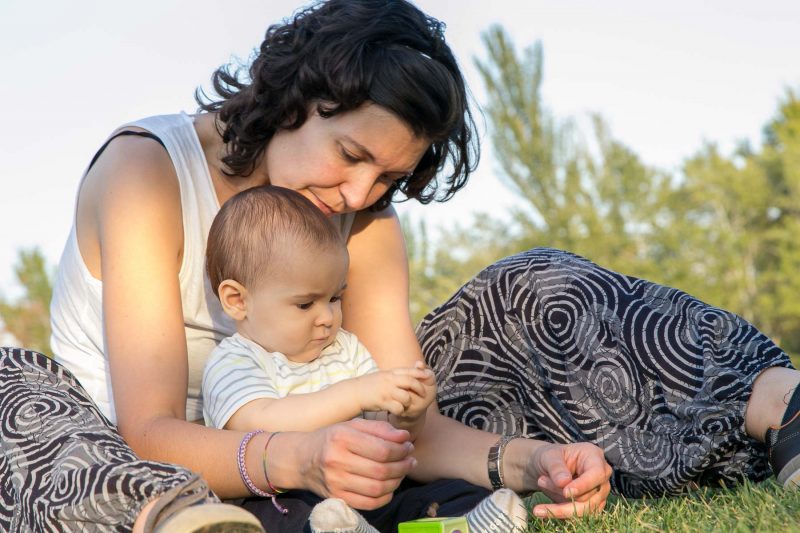Reportaje documental de familia en domicilio.