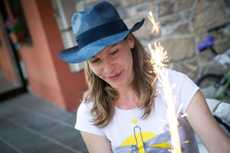 Reportaje documental de familia en exteriores.