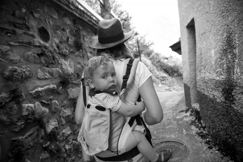 Reportaje documental de familia en exteriores.