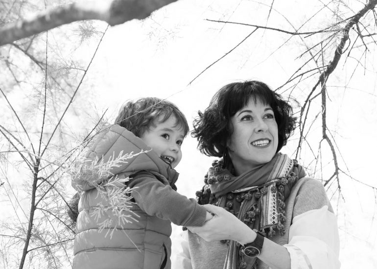 Reportaje documental de familia en exteriores.