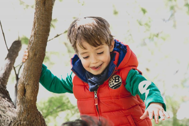 Reportaje documental de familia en exteriores.