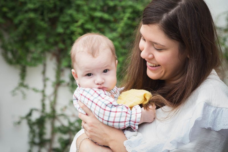 Reportaje documental de familia en exteriores.