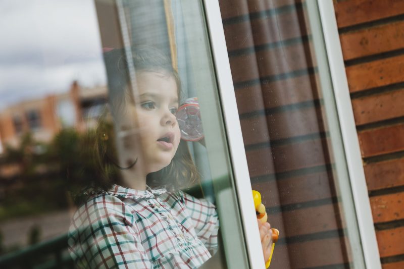 Reportaje documental de familia en exteriores.