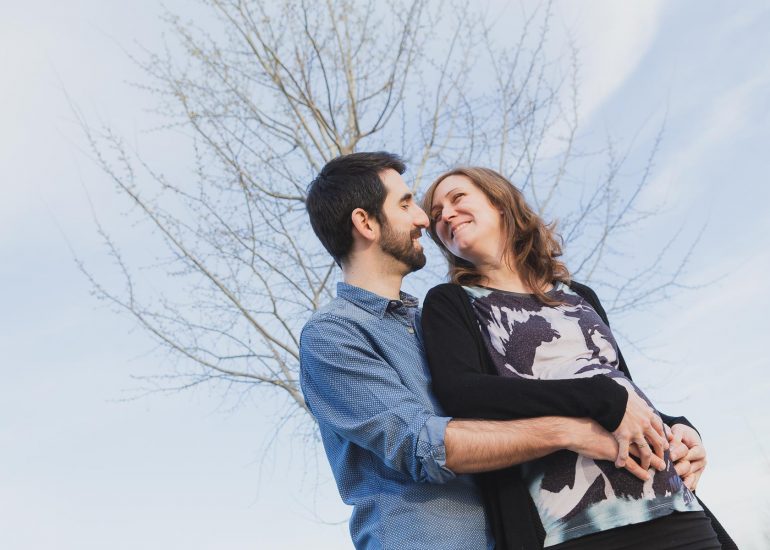 Reportaje embarazo en exteriores.